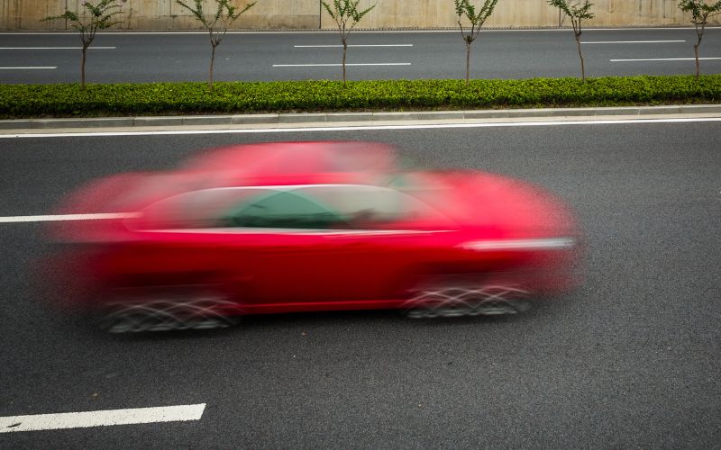  sonhar com carro em alta velocidade